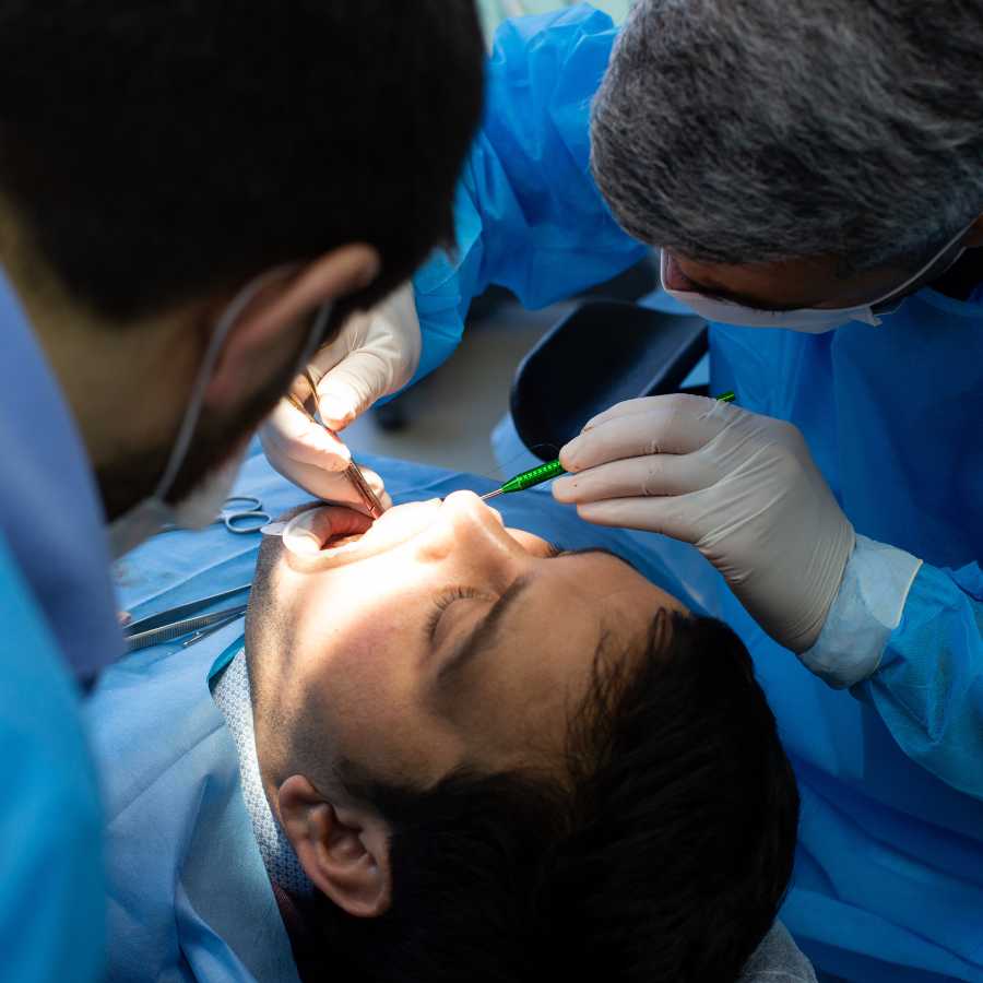 oral-surgery-in-dubai